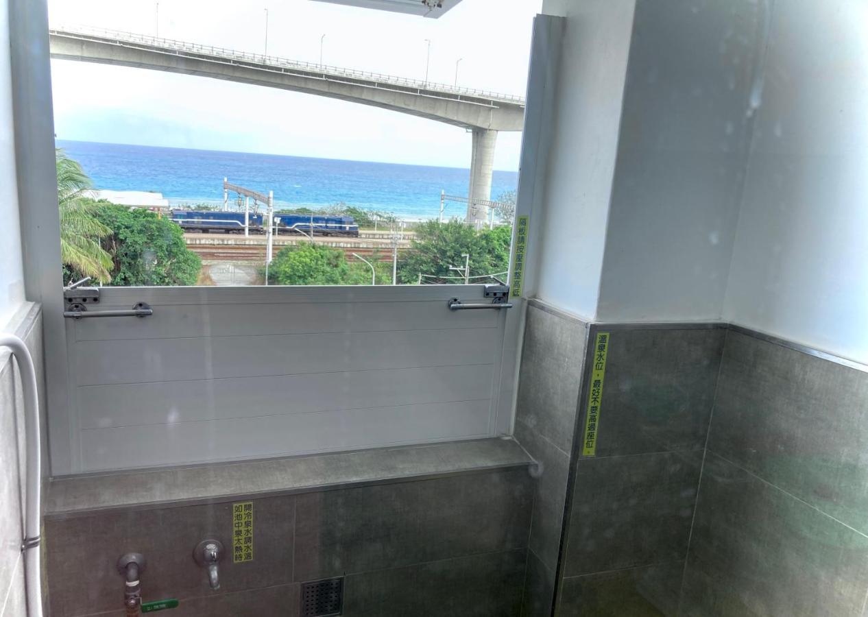 Golden Station Homestay Taitung Экстерьер фото
