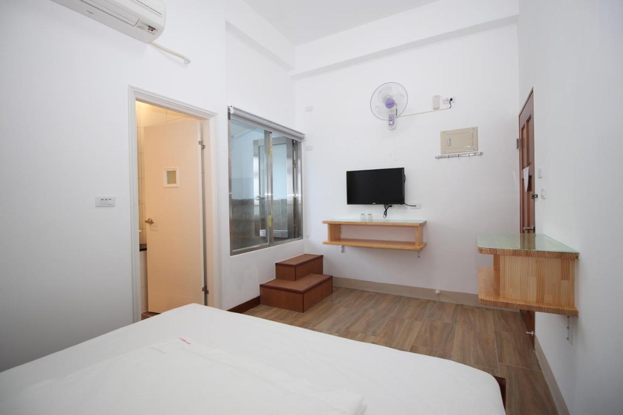Golden Station Homestay Taitung Экстерьер фото